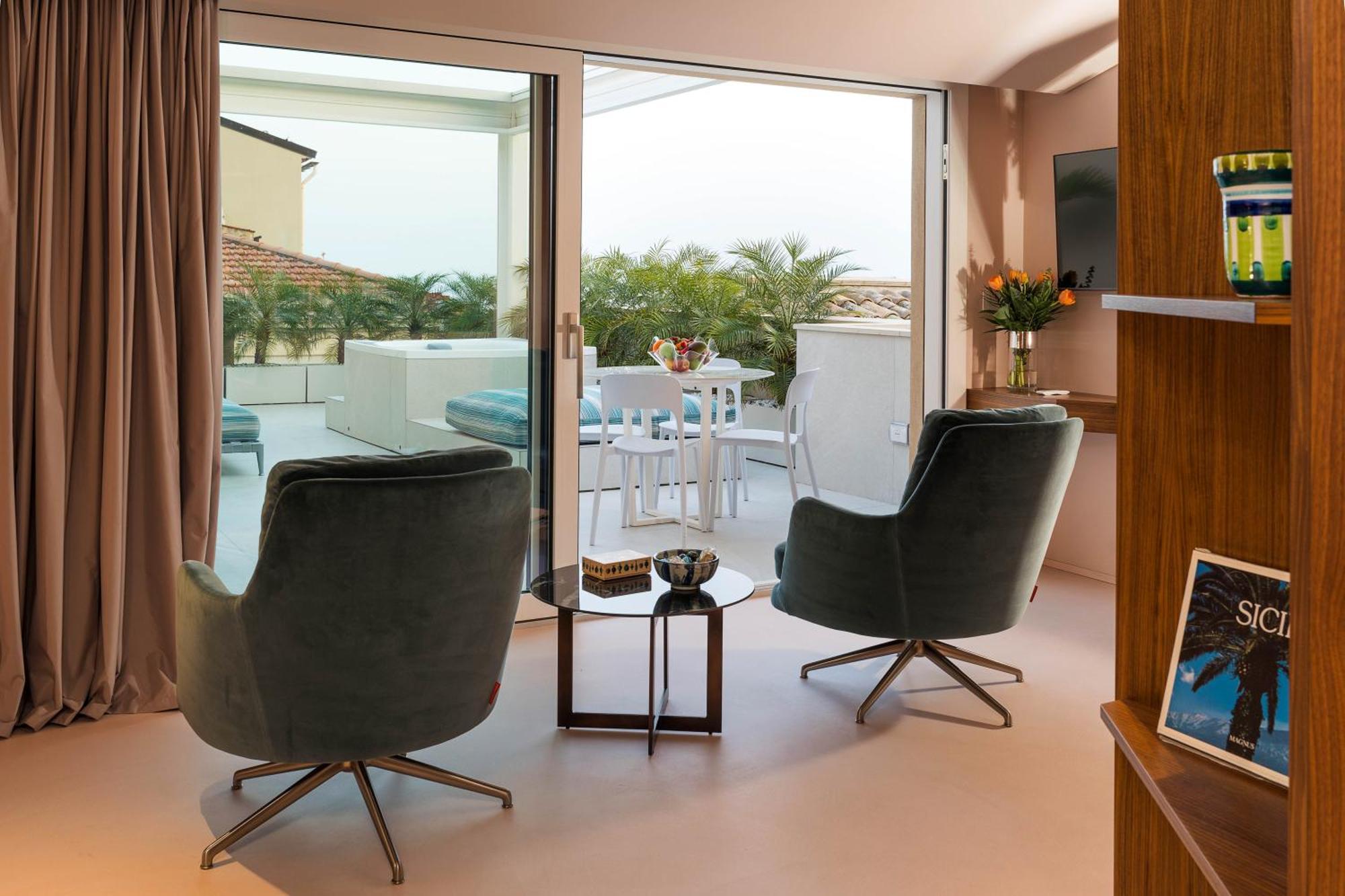 Taormina Infinity Suites المظهر الخارجي الصورة